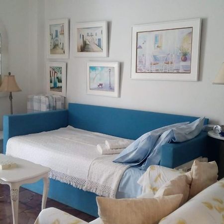 Kerry'S Cosy Apartment Вари Экстерьер фото