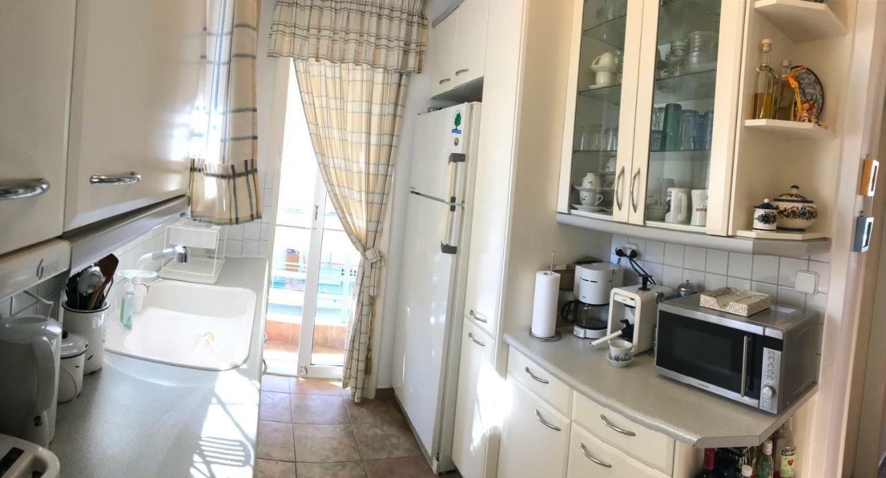 Kerry'S Cosy Apartment Вари Экстерьер фото