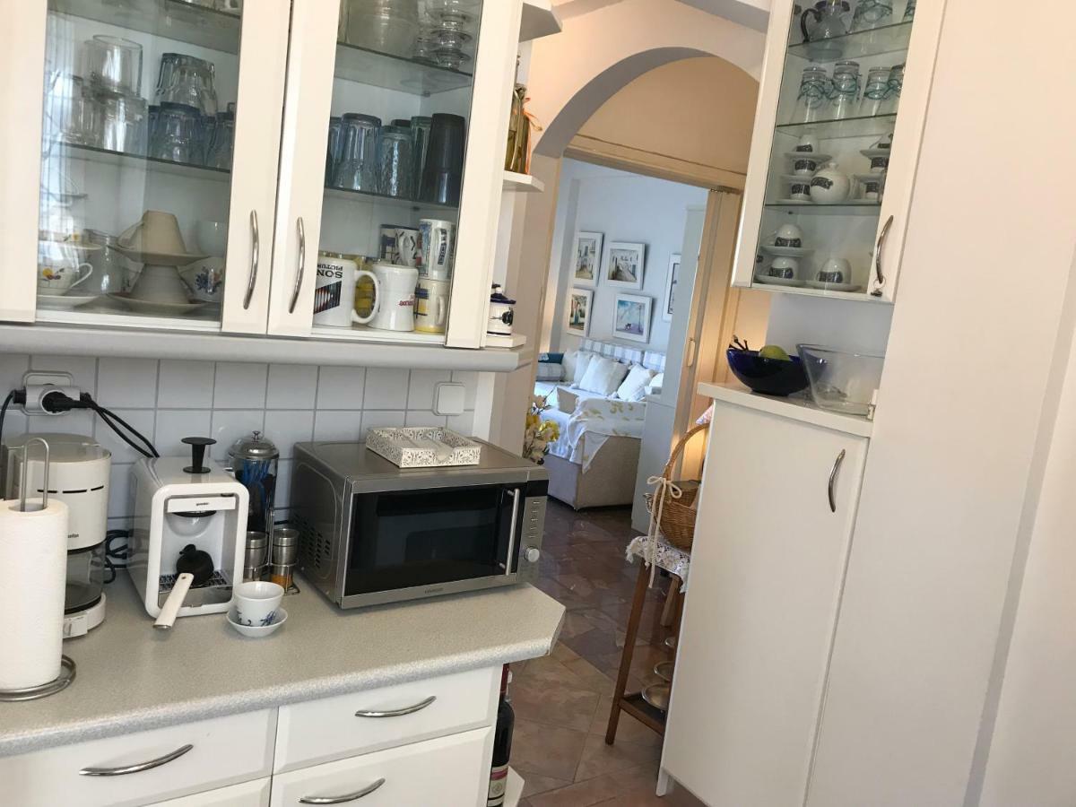 Kerry'S Cosy Apartment Вари Экстерьер фото